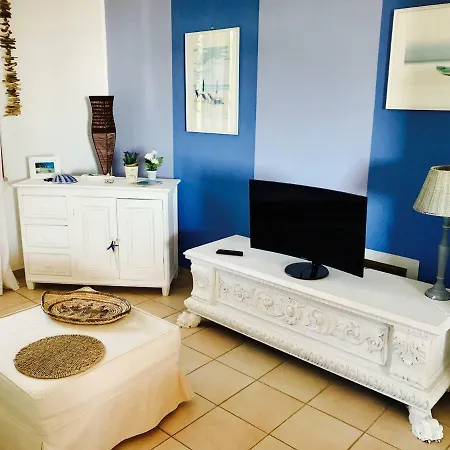 Azzurro Porto Azzurro